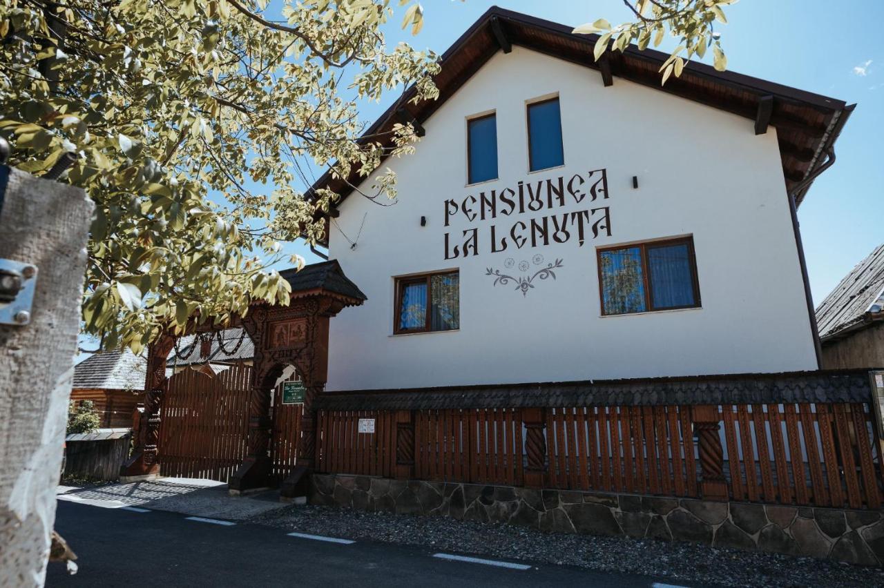 Pensiunea La Lenuta Oncesti  Экстерьер фото